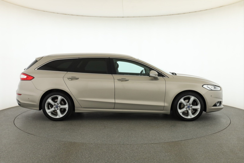Ford Mondeo, 2015