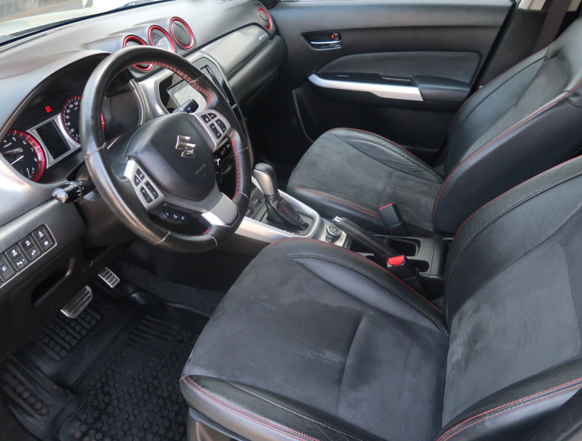 Suzuki Vitara, 2016
