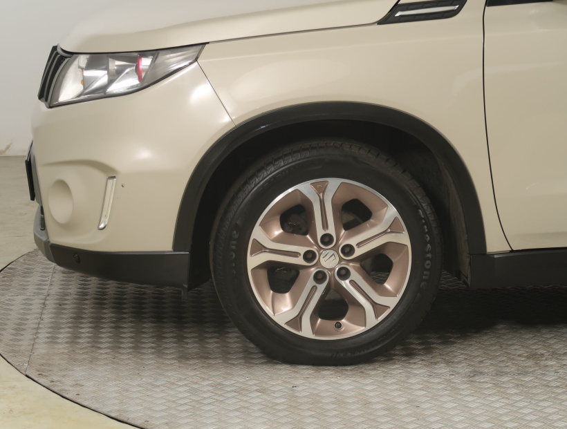 Suzuki Vitara, 2016