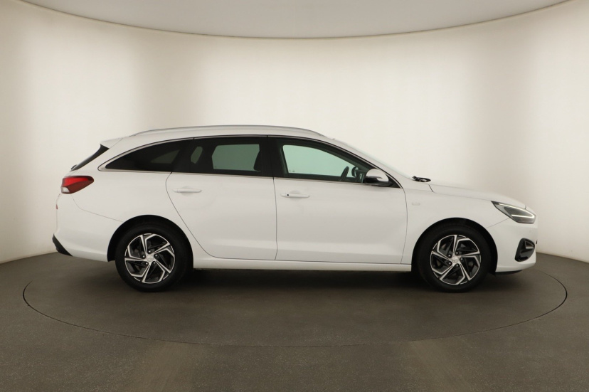 Hyundai i30, 2024