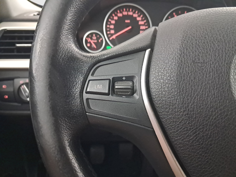BMW 3, 2015