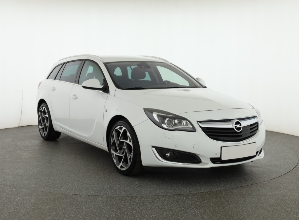 Opel Insignia, 2015