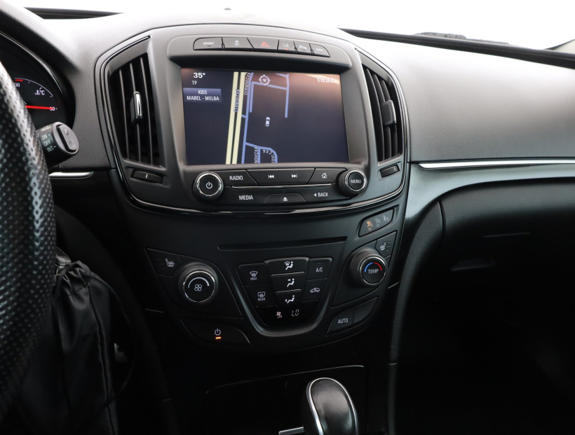 Opel Insignia, 2015
