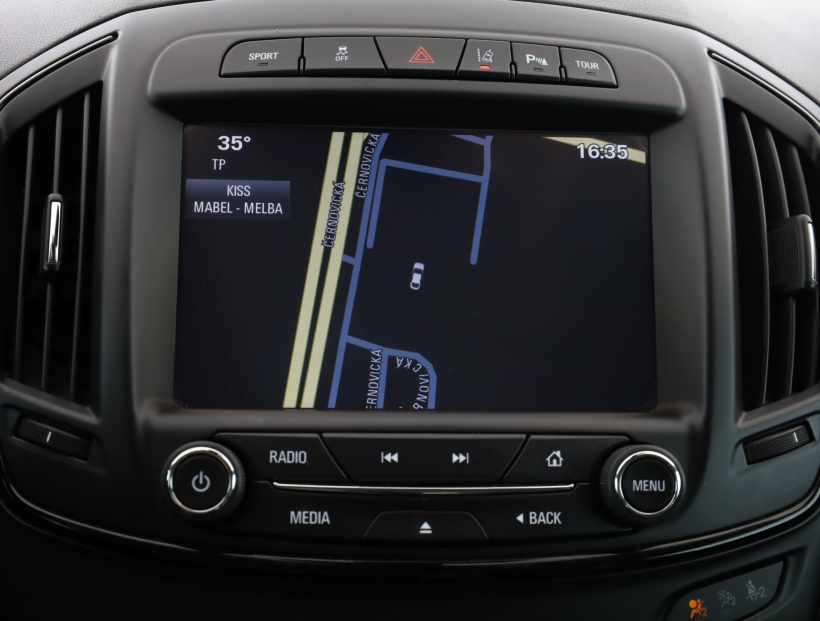 Opel Insignia, 2015