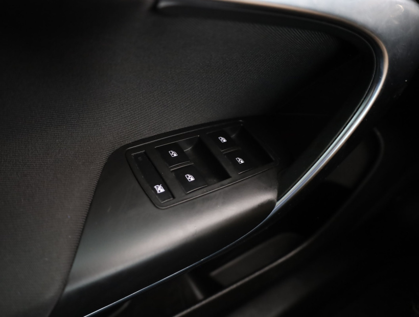 Opel Insignia, 2015
