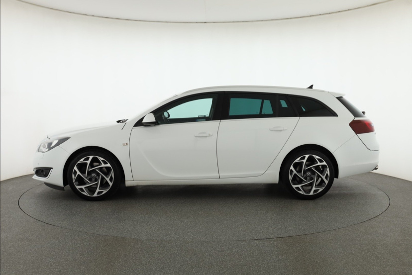 Opel Insignia, 2015