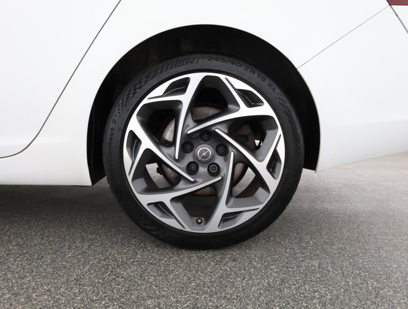 Opel Insignia, 2015