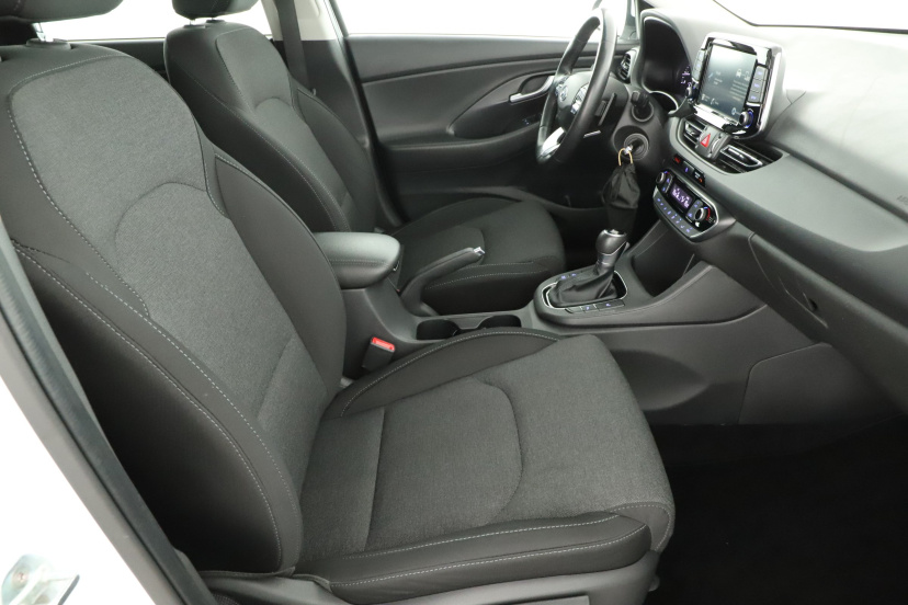 Hyundai i30, 2021