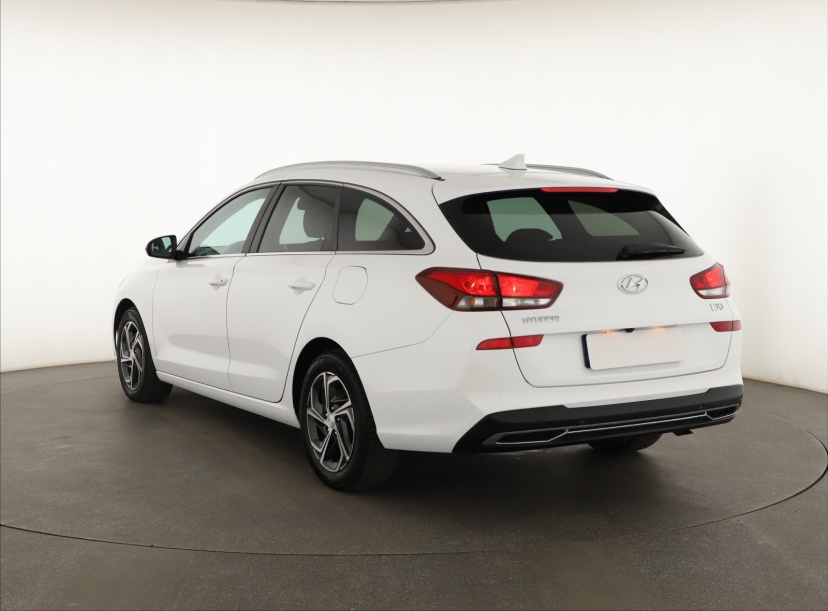 Hyundai i30, 2021