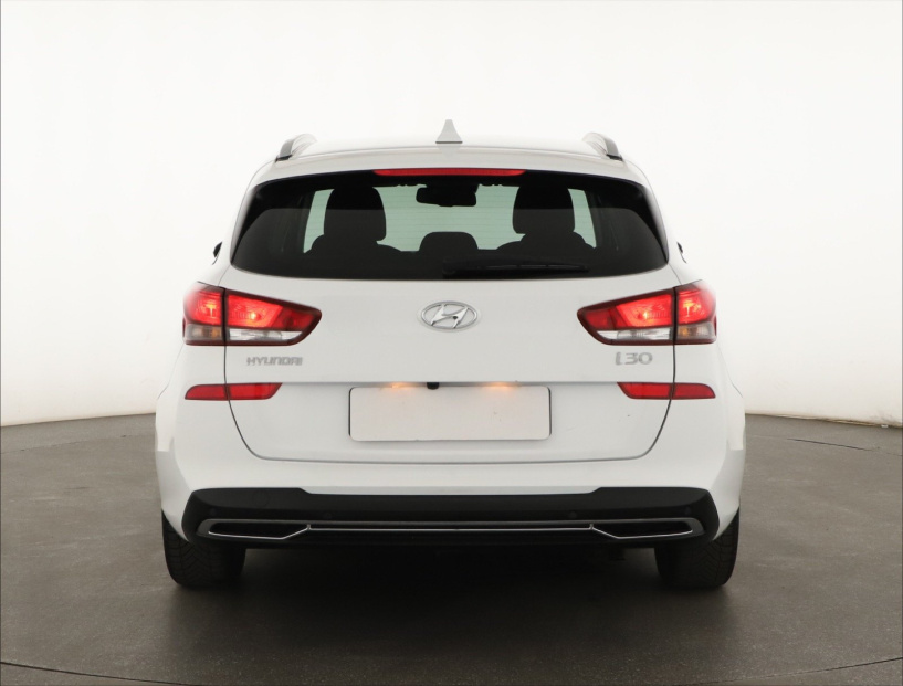 Hyundai i30, 2021