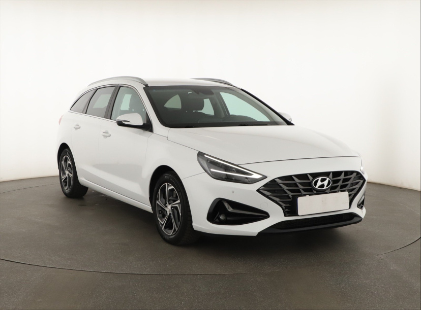 Hyundai i30, 2021