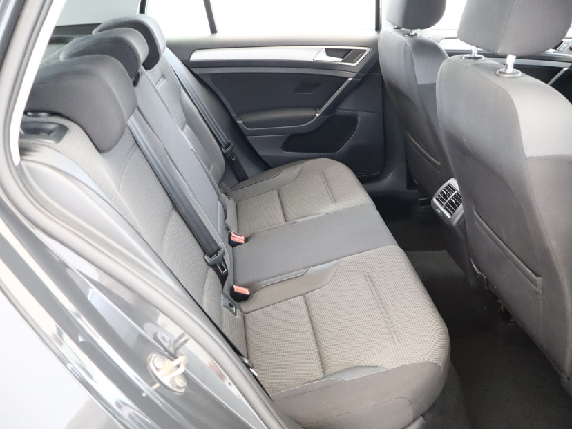 Volkswagen Golf, 2016