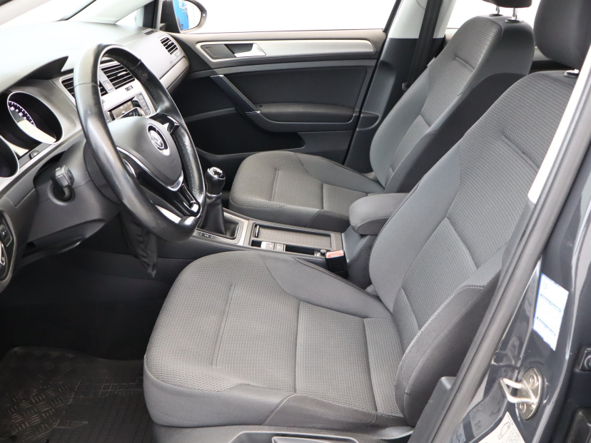 Volkswagen Golf, 2016