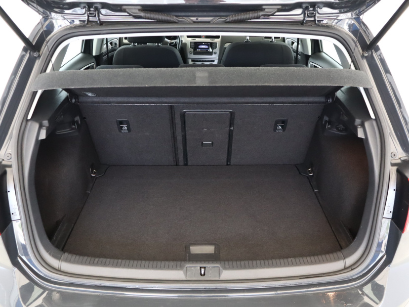 Volkswagen Golf, 2016