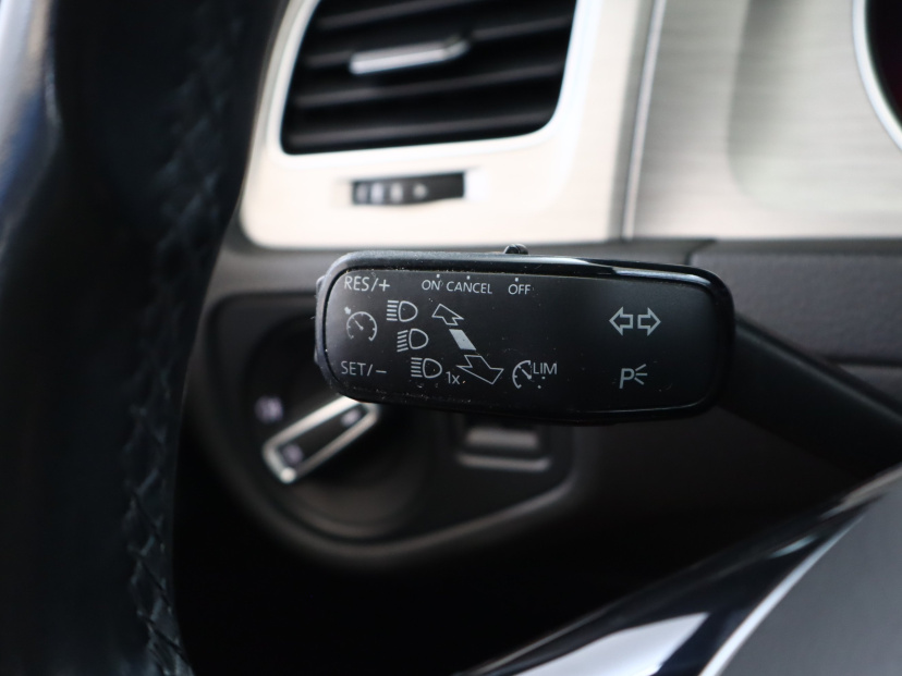 Volkswagen Golf, 2016