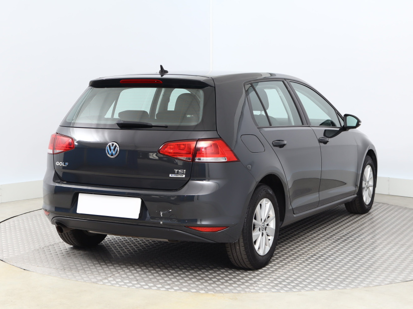 Volkswagen Golf, 2016