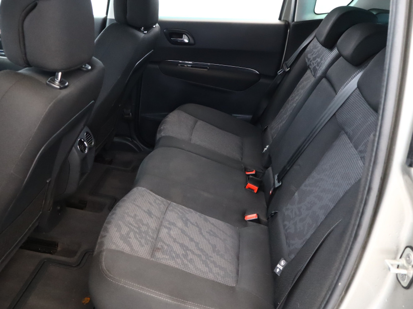 Peugeot 3008, 2010