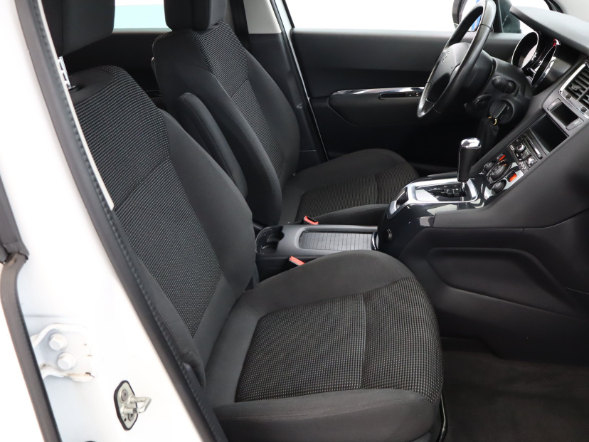 Peugeot 5008, 2016