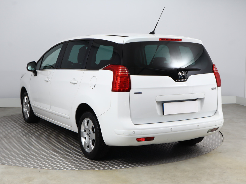 Peugeot 5008, 2016