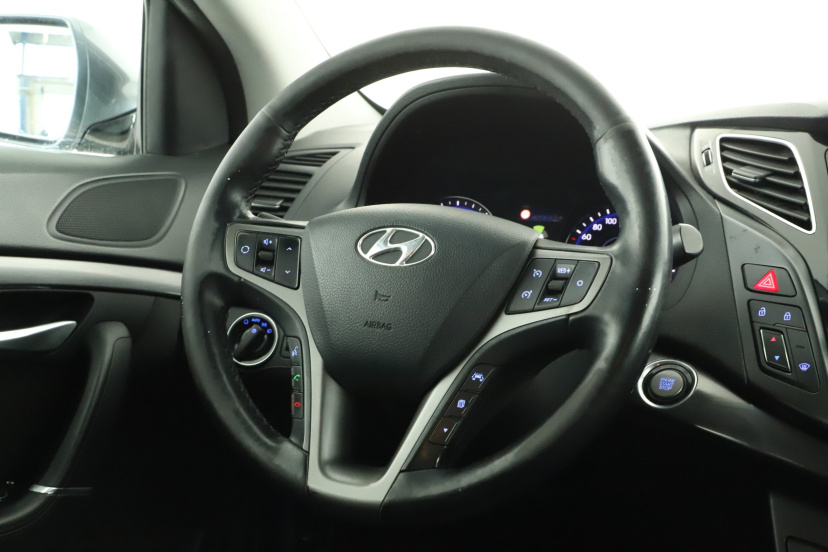Hyundai i40, 2016