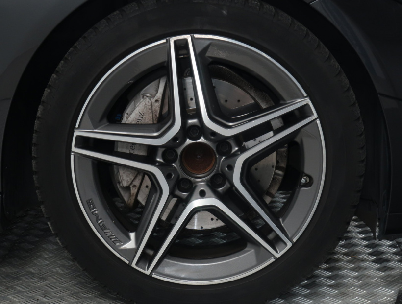 Mercedes-Benz C, 2019