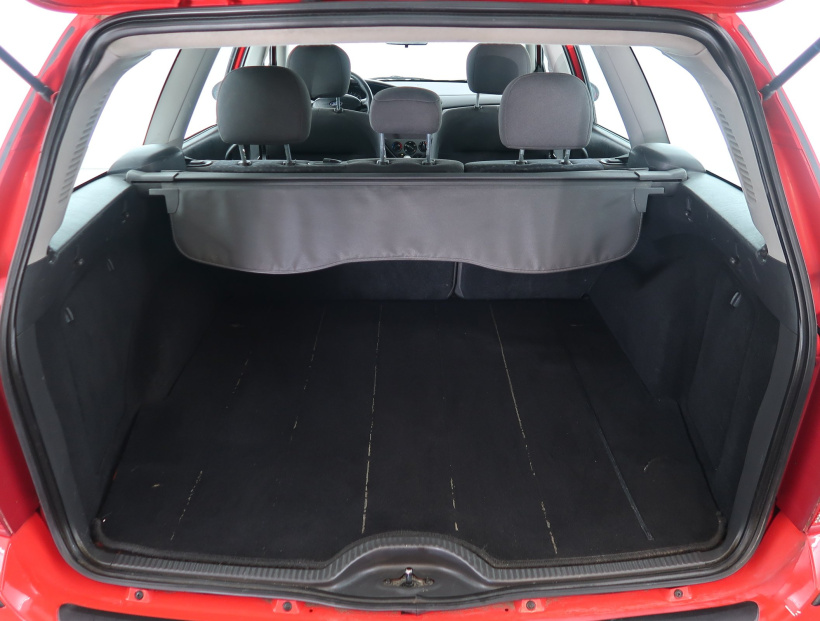 Ford Focus, 2003