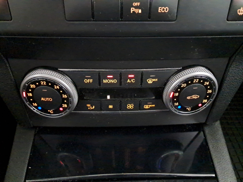Mercedes-Benz GLK, 2012