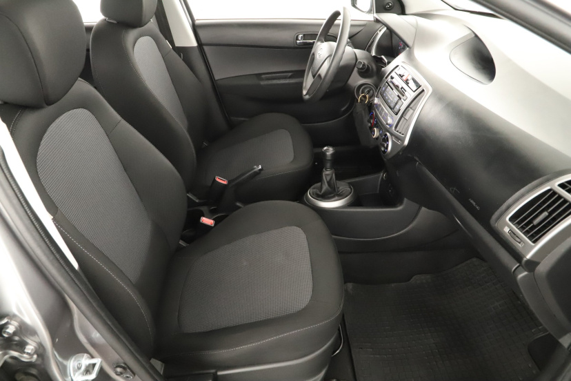 Hyundai i20, 2013