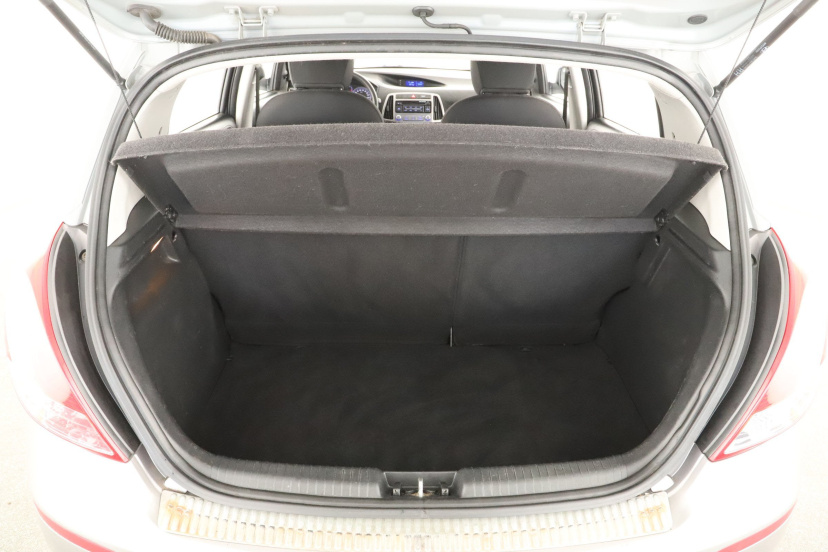 Hyundai i20, 2013