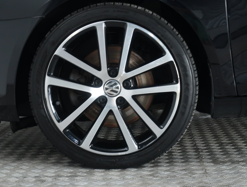 Volkswagen Golf, 2012