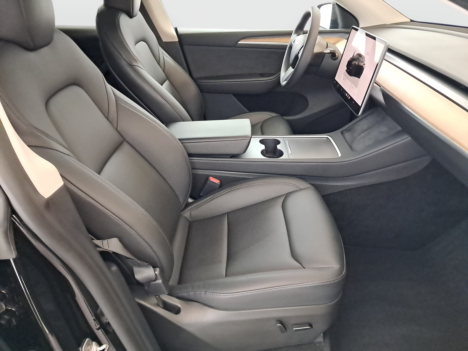 Tesla Model Y Performance – fotografie 12
