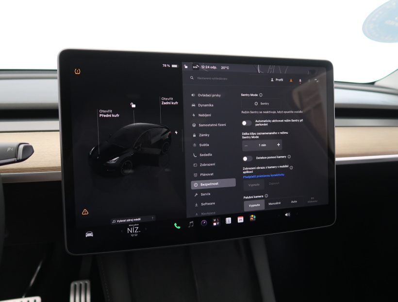Tesla Model Y, 2022