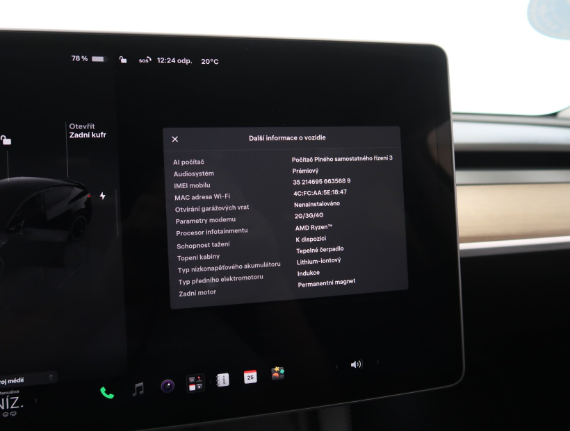 Tesla Model Y, 2022