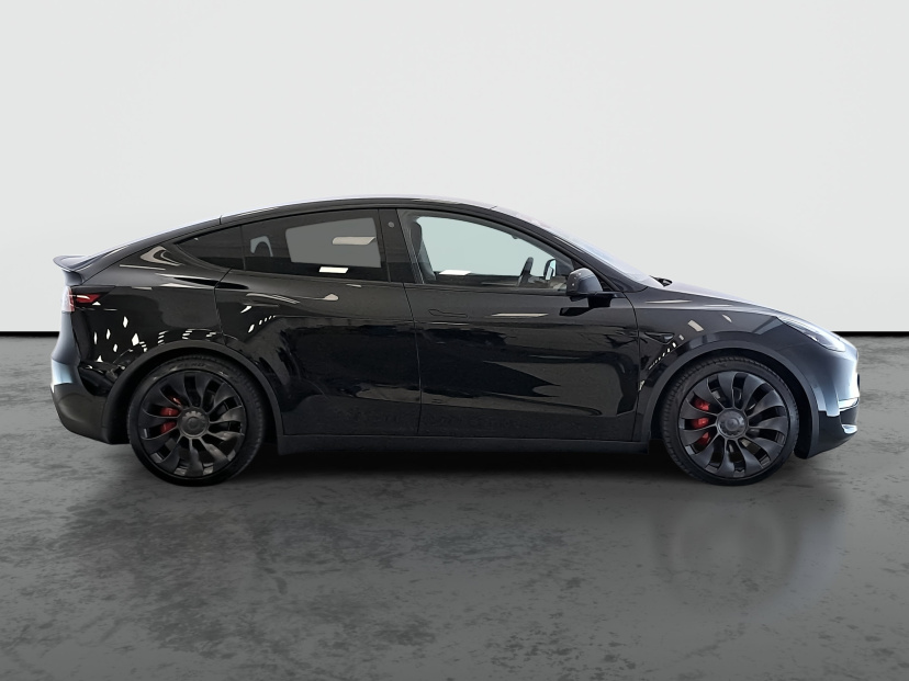 Tesla Model Y, 2022