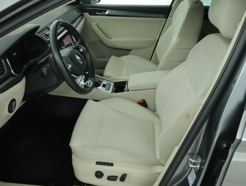 Škoda Superb, 2022