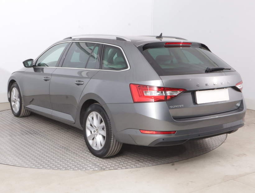 Škoda Superb, 2022