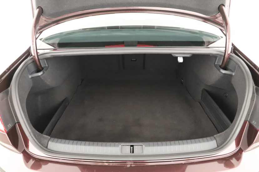 Volkswagen Passat, 2015