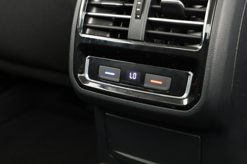 Volkswagen Passat, 2015