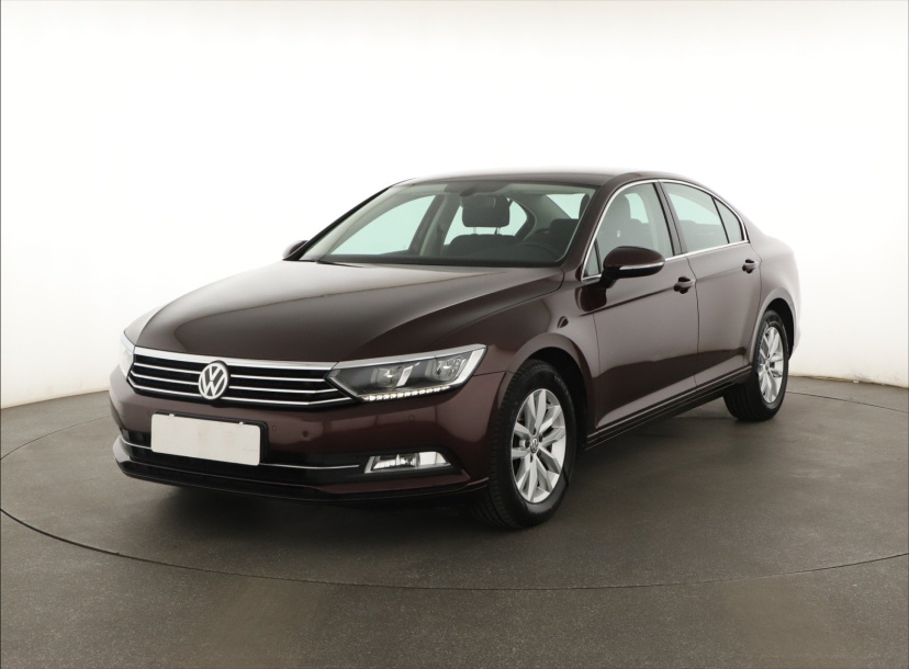 Volkswagen Passat, 2015