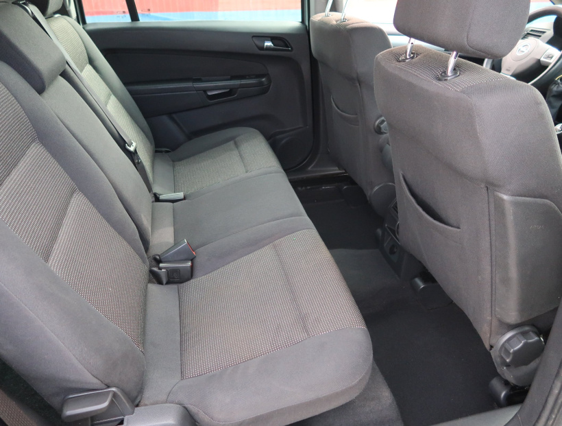 Opel Zafira, 2009