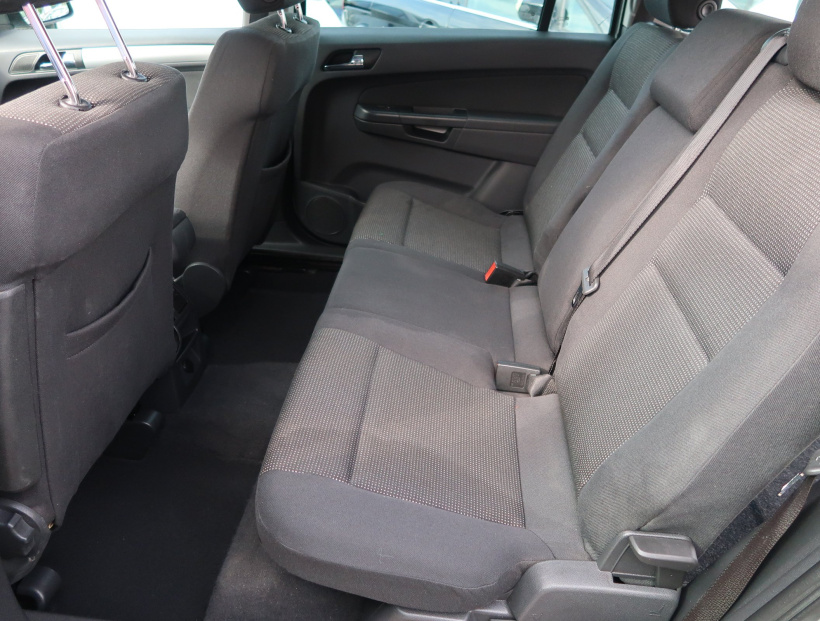 Opel Zafira, 2009