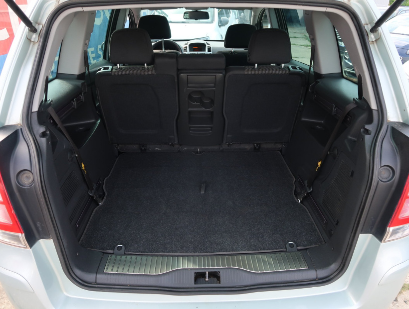 Opel Zafira, 2009