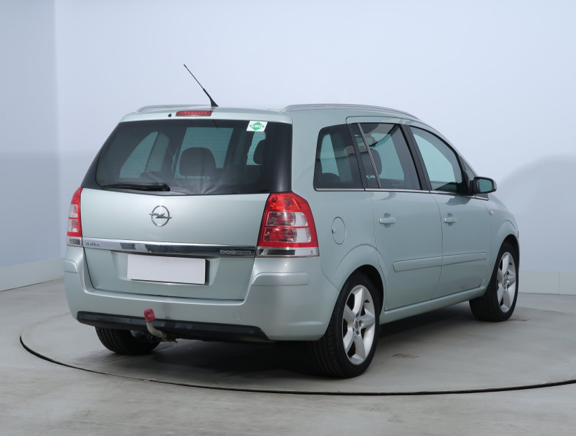 Opel Zafira, 2009