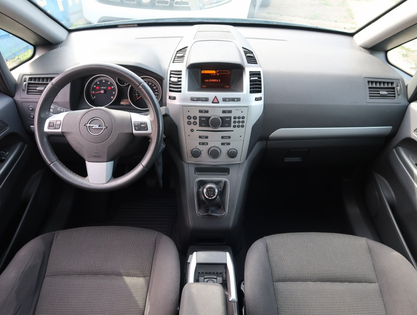 Opel Zafira, 2009