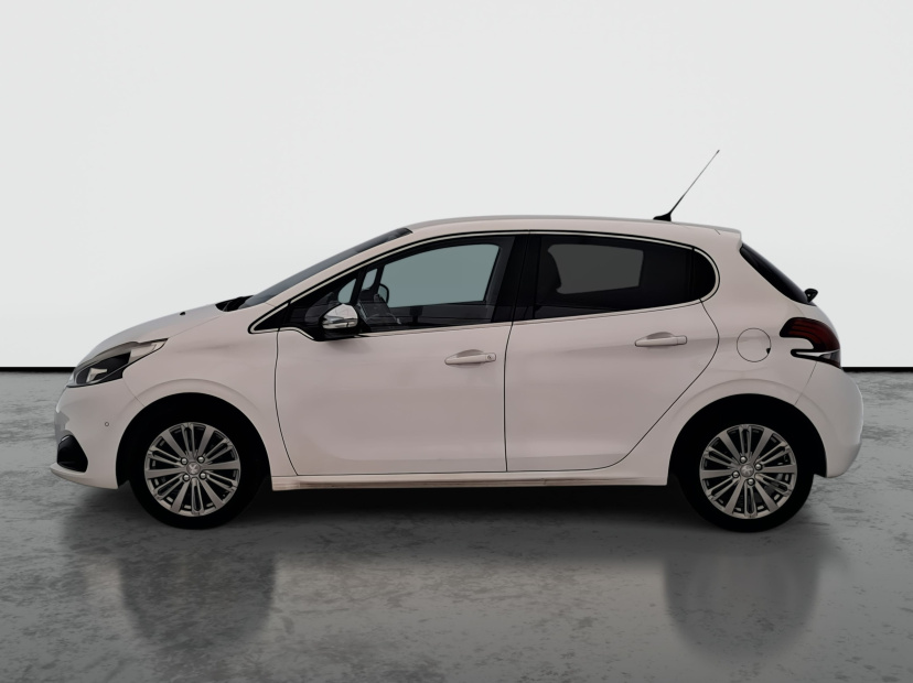 Peugeot 208, 2015