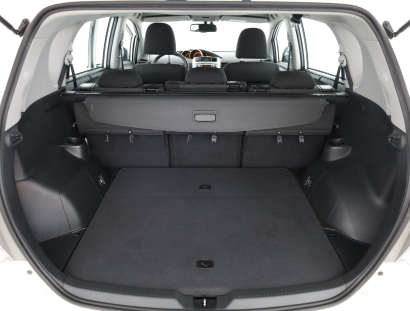 Toyota Verso, 2011