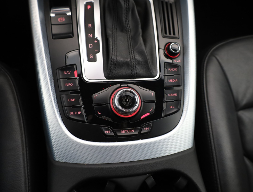 Audi Q5, 2009