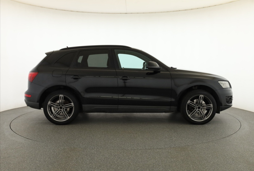 Audi Q5, 2009