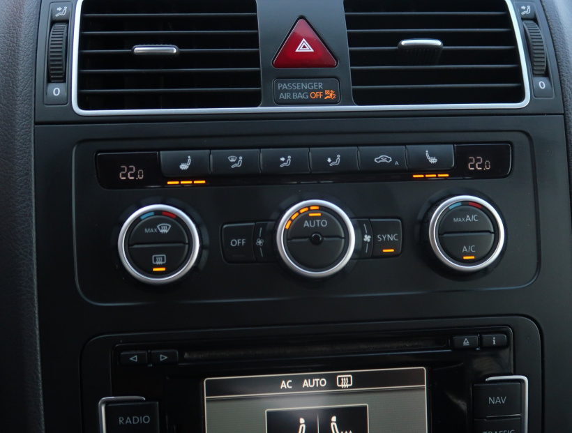 Volkswagen Touran, 2012