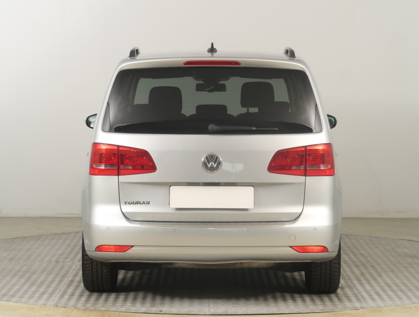 Volkswagen Touran, 2012